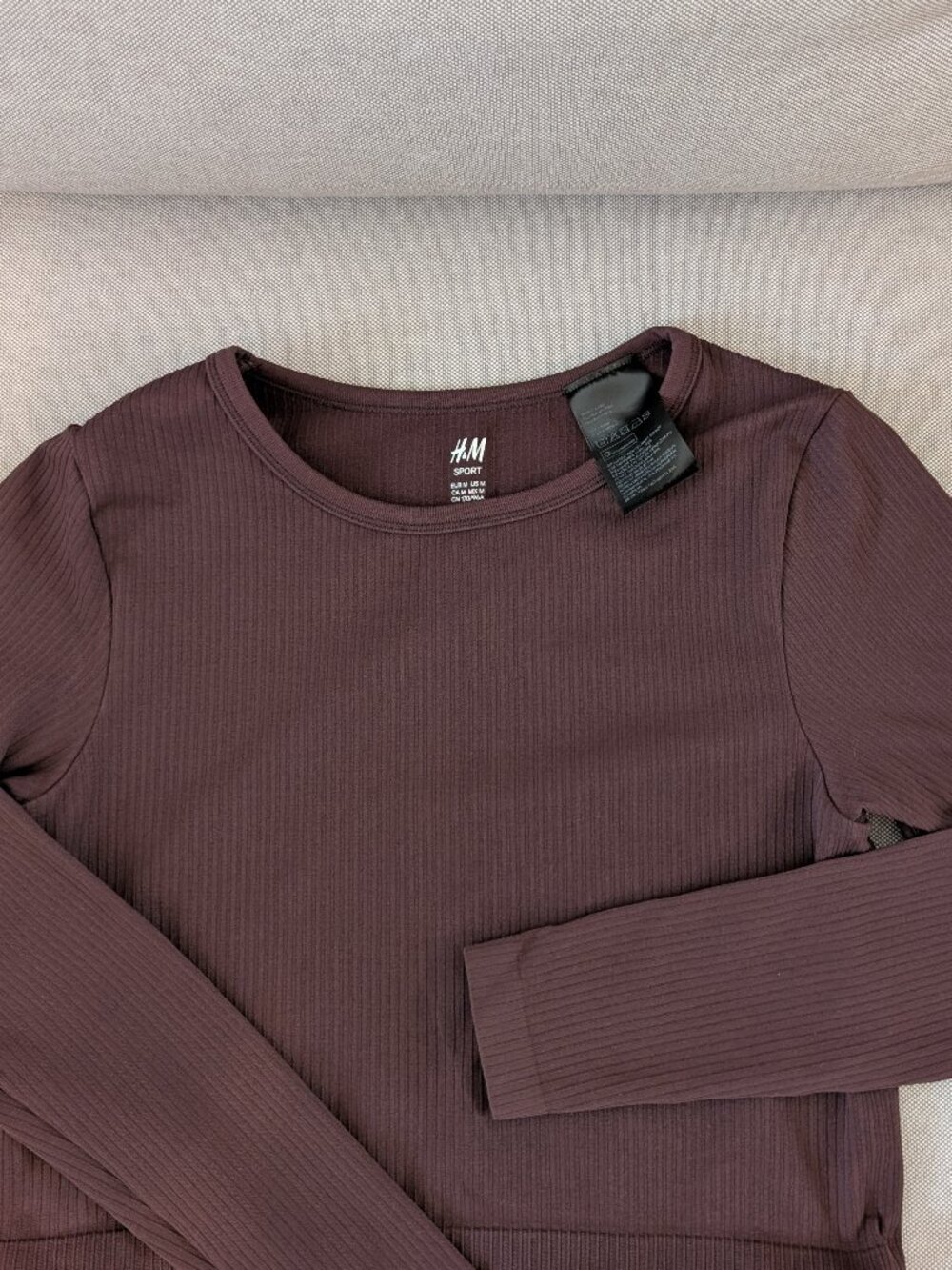 H&M active sport  crop top brown size M